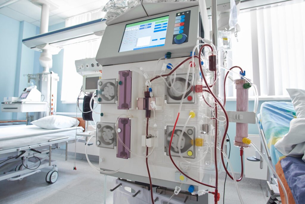 Haemodiafiltration machine running in an intensive care unit